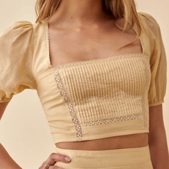 Reformation Tops - Reformation Cilantro Puff Sleeve Crop Top  Size 4